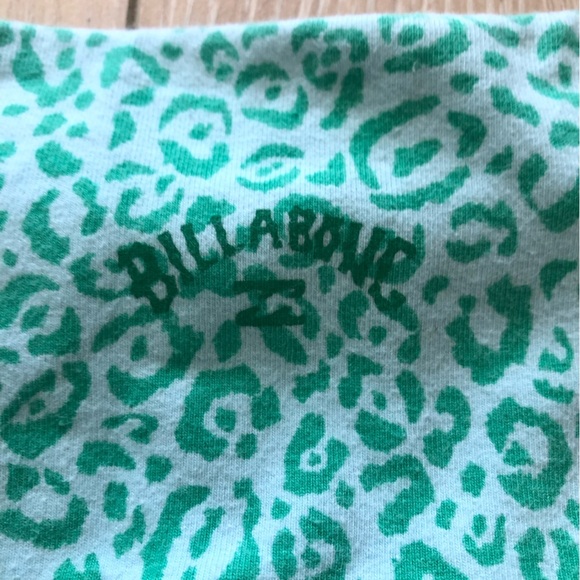 Billabong Leopard Print Biker Shorts in Light Blue Size M - Picture 4 of 8